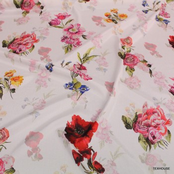 Коприна Dolce&Gabbana с цветя на бял фон