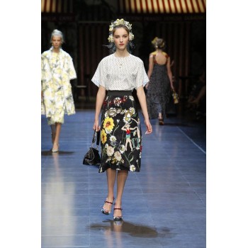 Коприна Dolce&Gabbana маргаритки черен фон