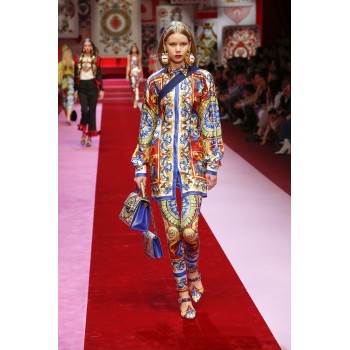Коприна Dolce&Gabbana цветни квадрати