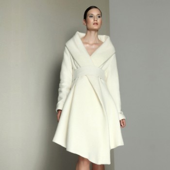 Кашмир Cucinelli екрю
