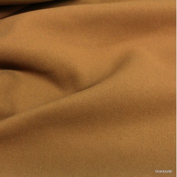 Кашмир Burberry двупластов карамел